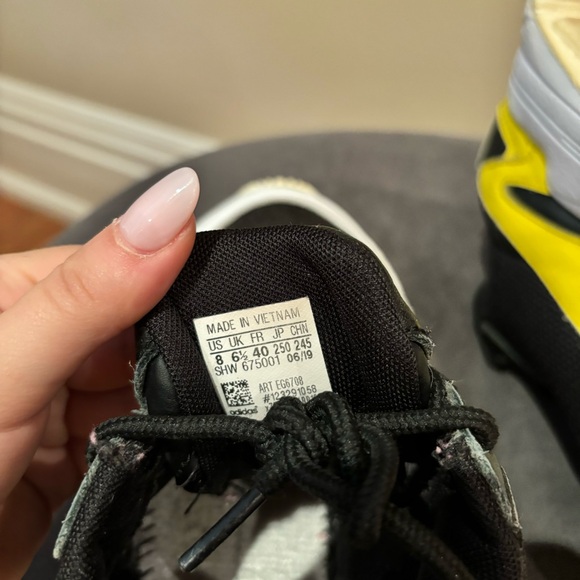 Adidas running shoes - Picture 4 of 4